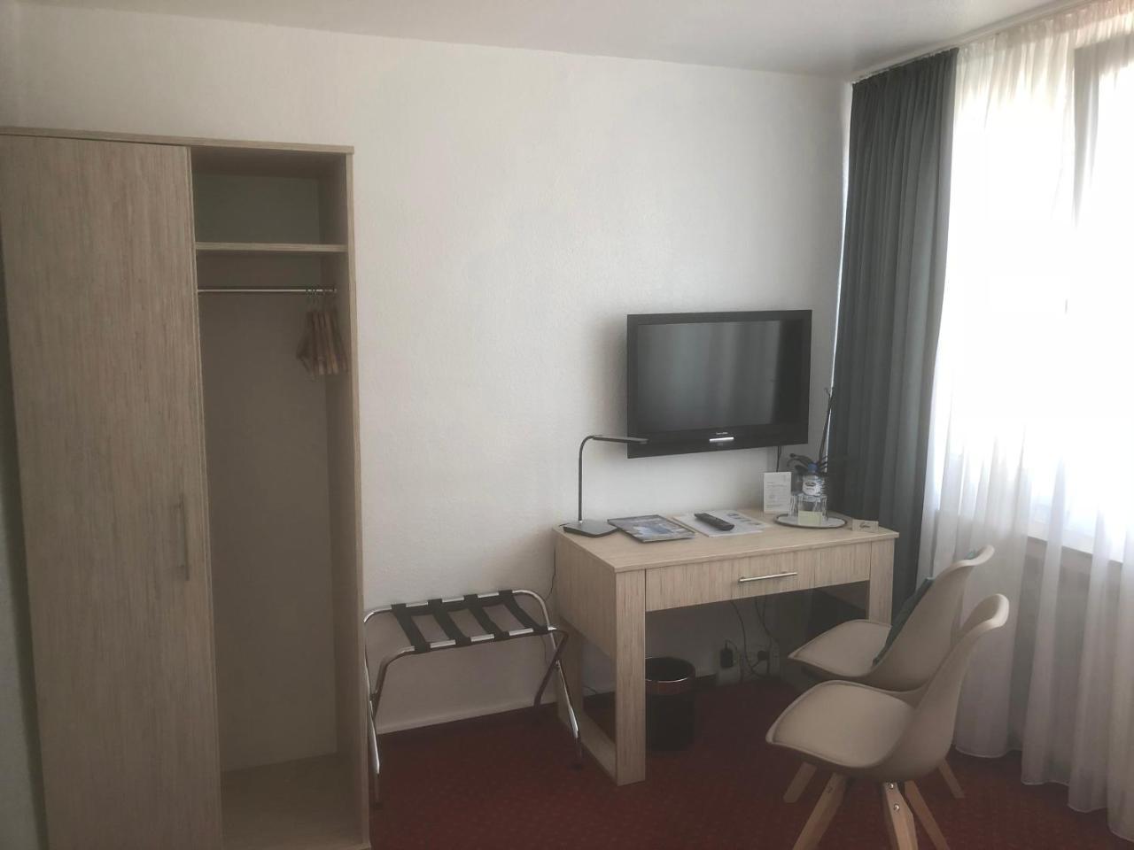 Hotel Sechzehn Leverkusen Dış mekan fotoğraf