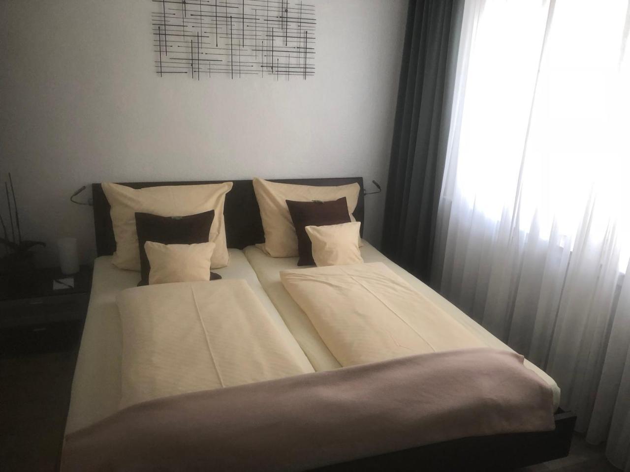 Hotel Sechzehn Leverkusen Dış mekan fotoğraf