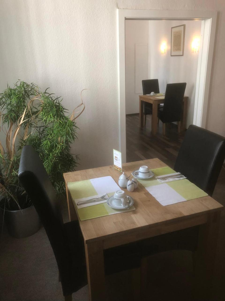 Hotel Sechzehn Leverkusen Dış mekan fotoğraf